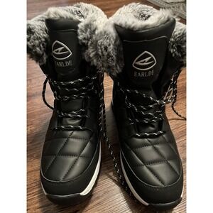 Women's Outdoor Winter Boots Size 39 US 8 Mid-Calf Waterproof Black EUC